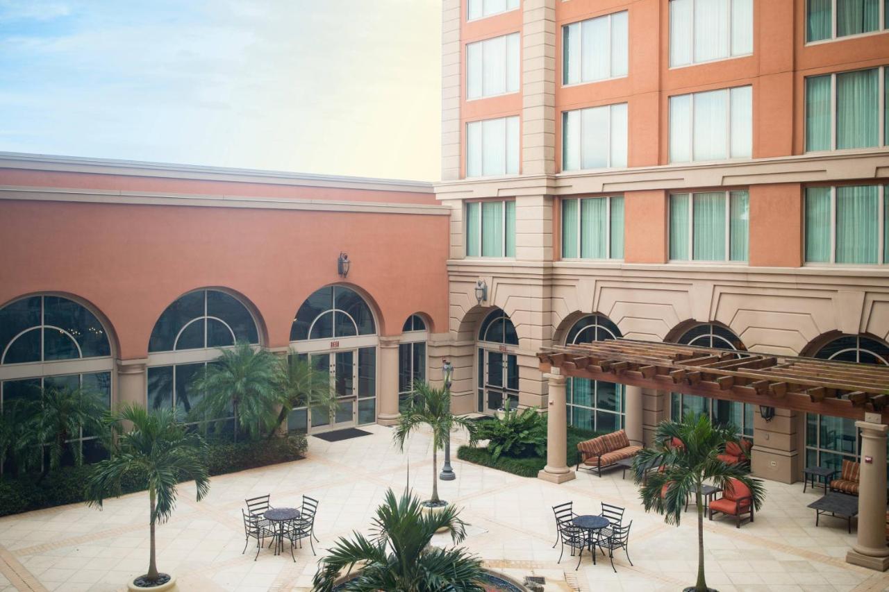 Renaissance Tampa International Plaza Hotel Bagian luar foto