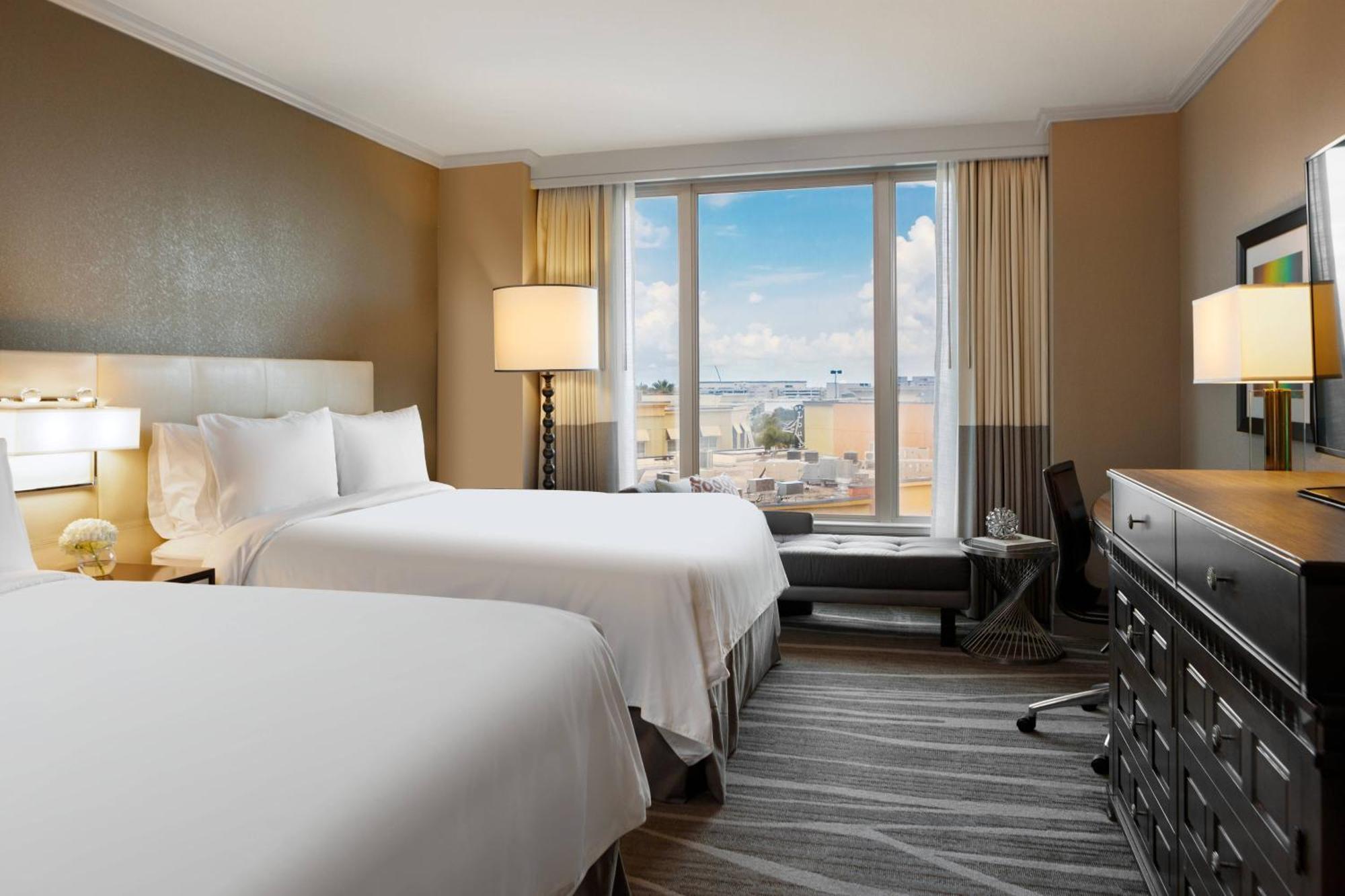 Renaissance Tampa International Plaza Hotel Bagian luar foto